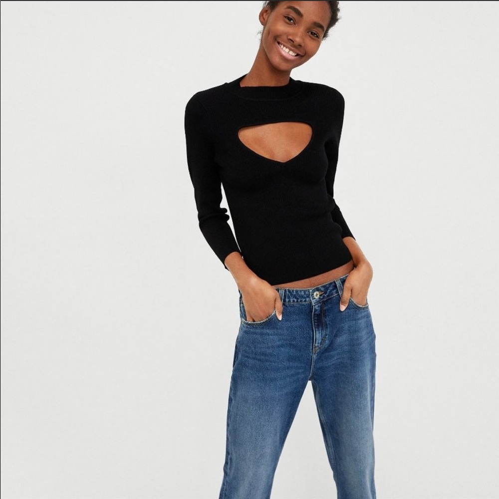 Zara knit cut out black top S